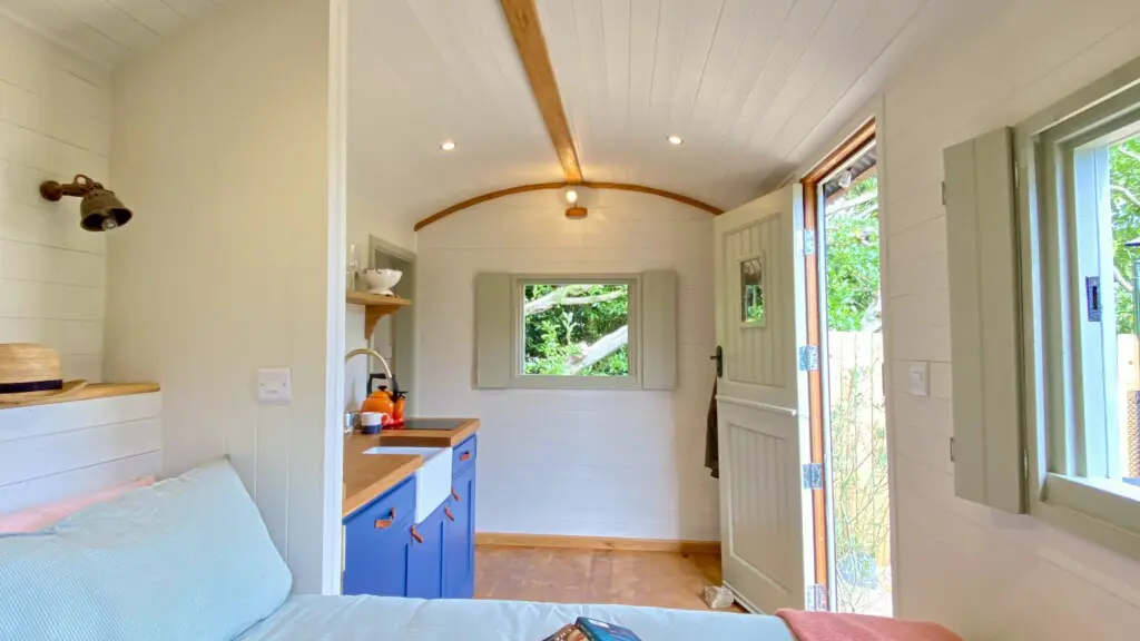 12ebedda d6f0 4871 aa5b dd817772f5a5.jpg